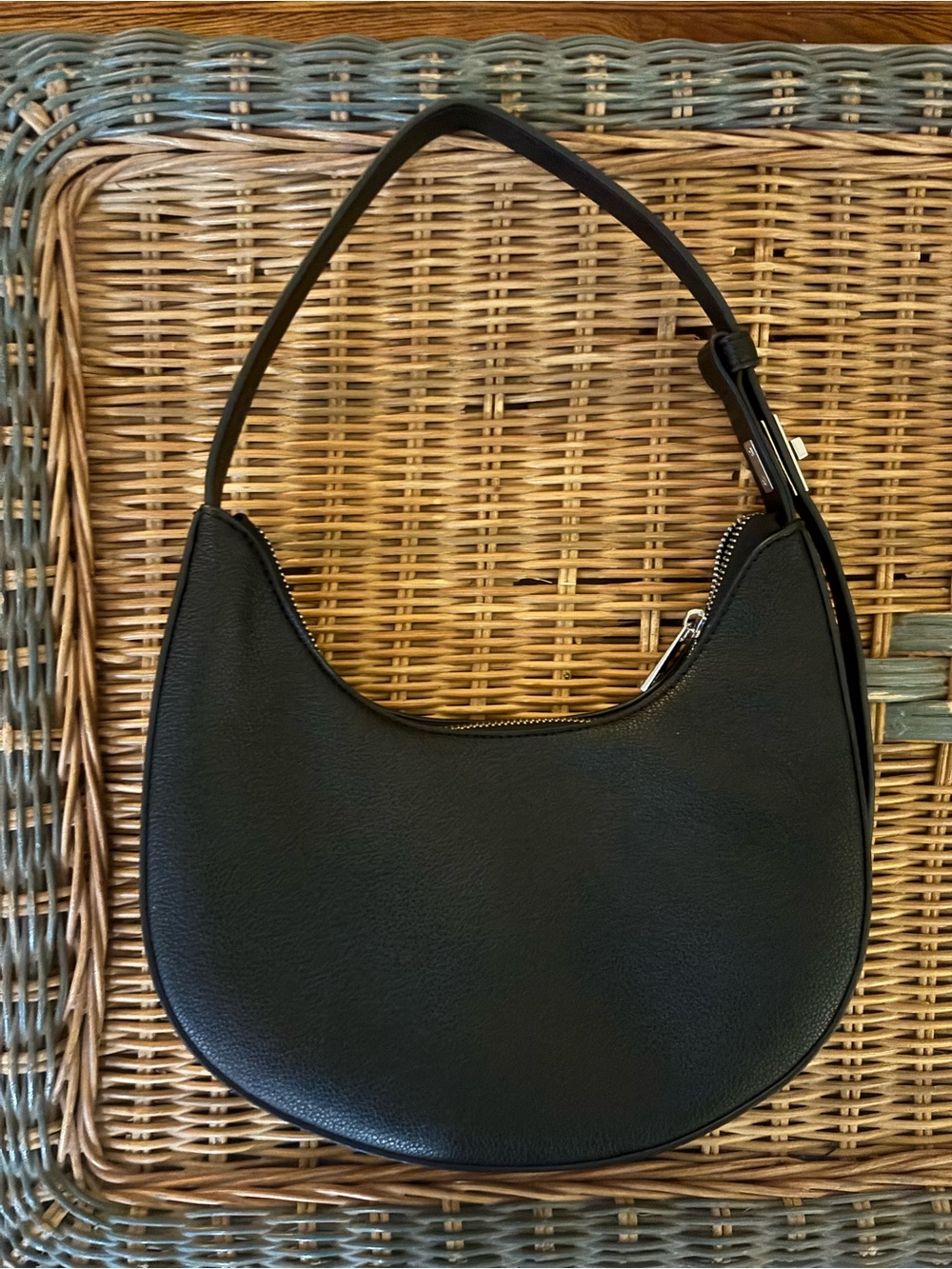 Black Shoulder Bag